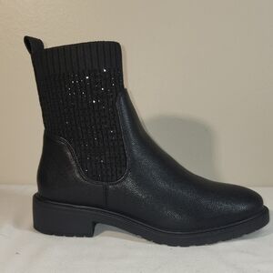 Reaction Kenneth Cole Black Ankle Booties with Knit Detail
